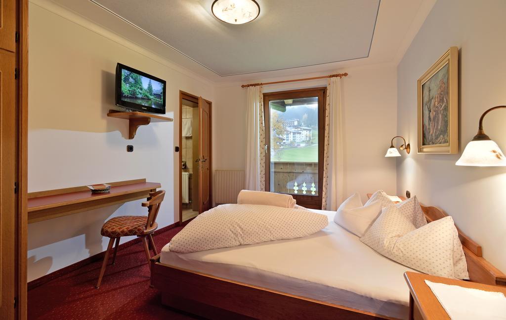 Landhaus Kumbichl Майрхофен Номер фото