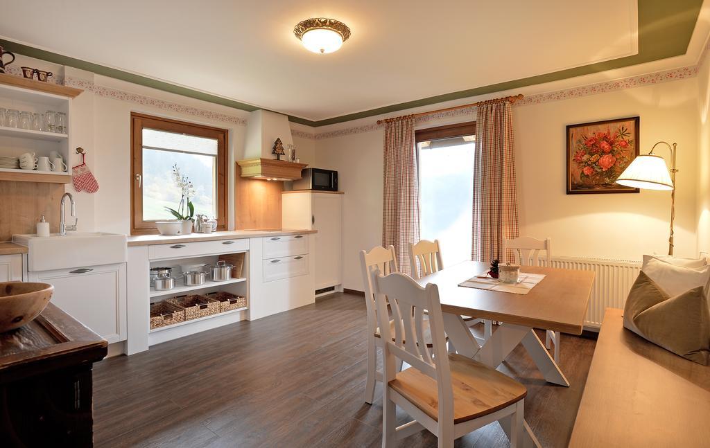 Landhaus Kumbichl Майрхофен Номер фото