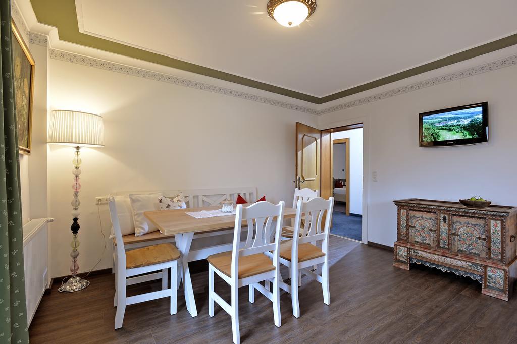 Landhaus Kumbichl Майрхофен Номер фото