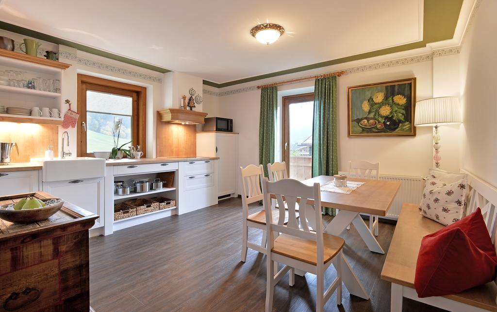 Landhaus Kumbichl Майрхофен Номер фото